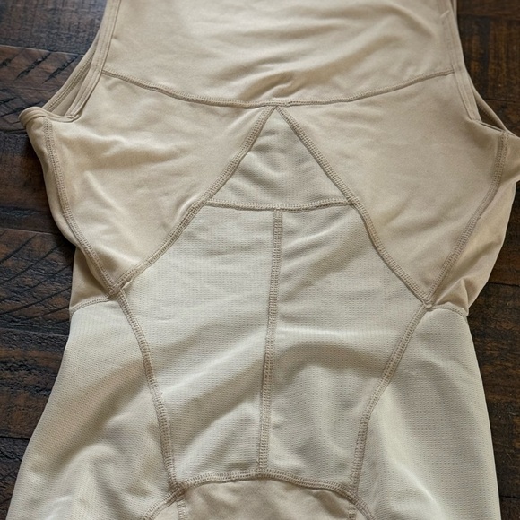 Tommy Copper Lower Back Support Tank Women’s Large - Picture 2 of 3